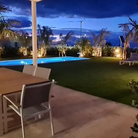 Gisira - Luxury Villa Brucoli