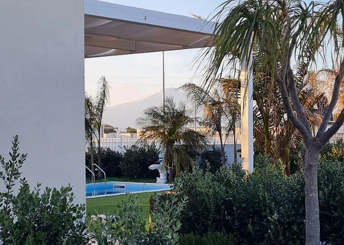 Gisira - Luxury Brucoli